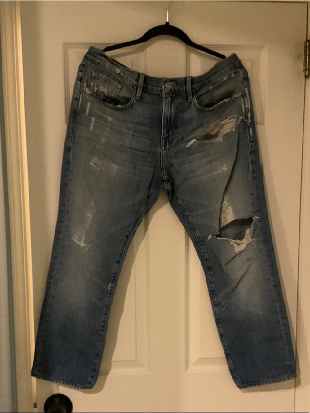Frame Denim womens Blue Distressed Jeans sz tag 33 waist 17  rise 11 inseam 26